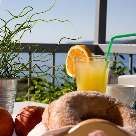 Aparthotel Poros Beach Mikros Gialos