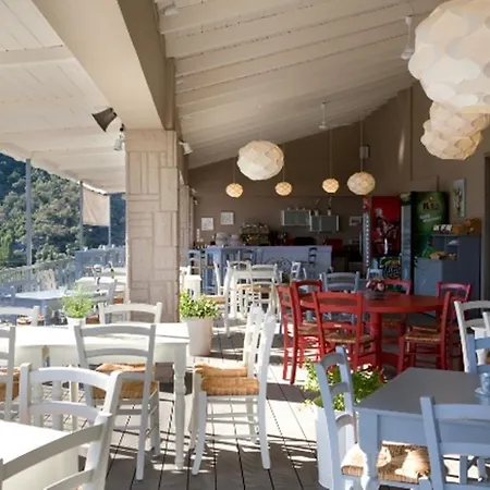 Poros Beach Aparthotel