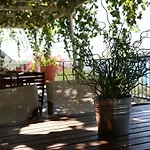 Poros Apartahotel 2*