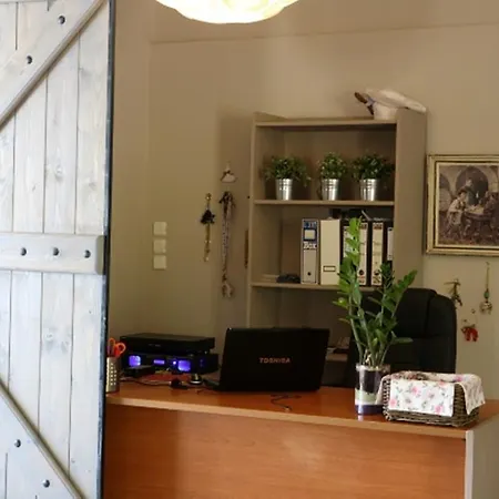 Poros 米克罗斯雅洛斯