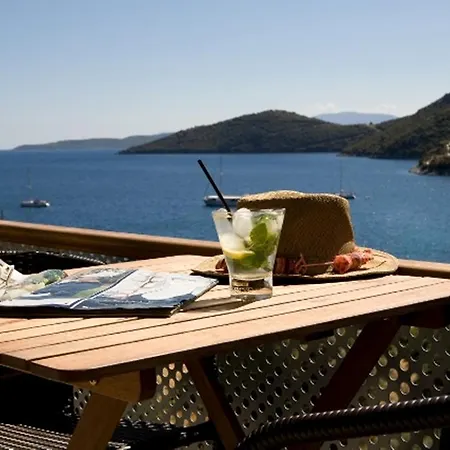 Aparthotel Poros Beach 2*