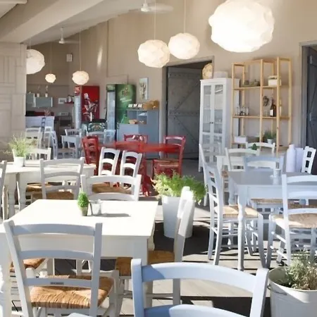 Poros 米克罗斯雅洛斯