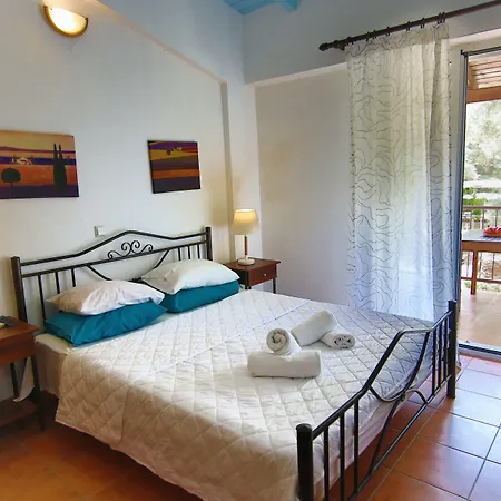 Poros 公寓式酒店