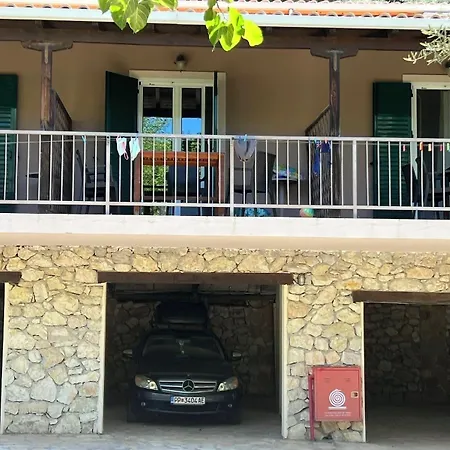 Poros Beach Mikros Gialos