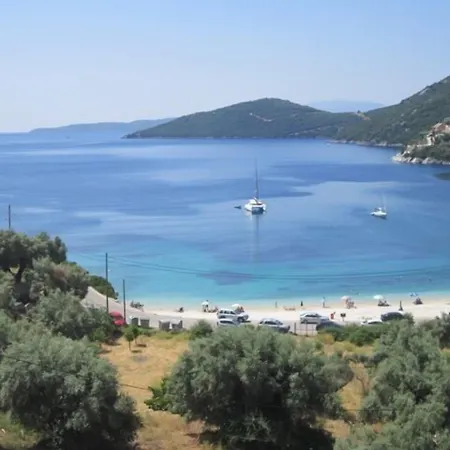Poros Beach 2*