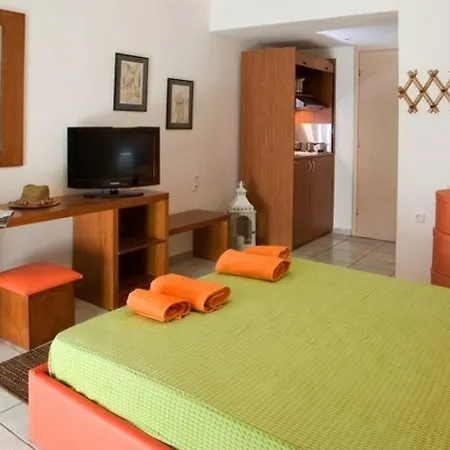 Poros Beach Aparthotel