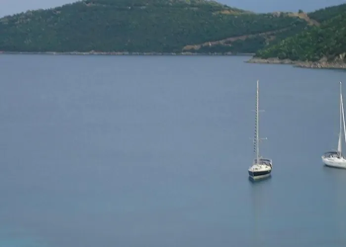 Poros