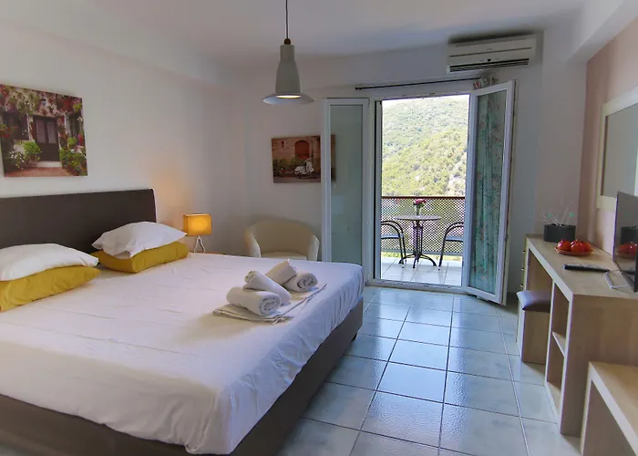 Lejlighedshotel Poros 2*